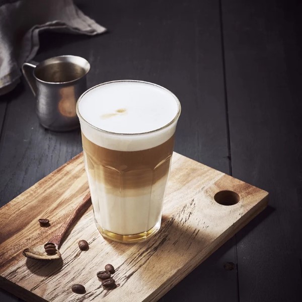 Latte macchiato là sự kết hợp giữa Latte và Macchiato