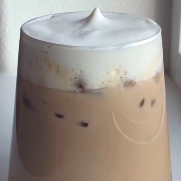 Trà sữa kem mặn