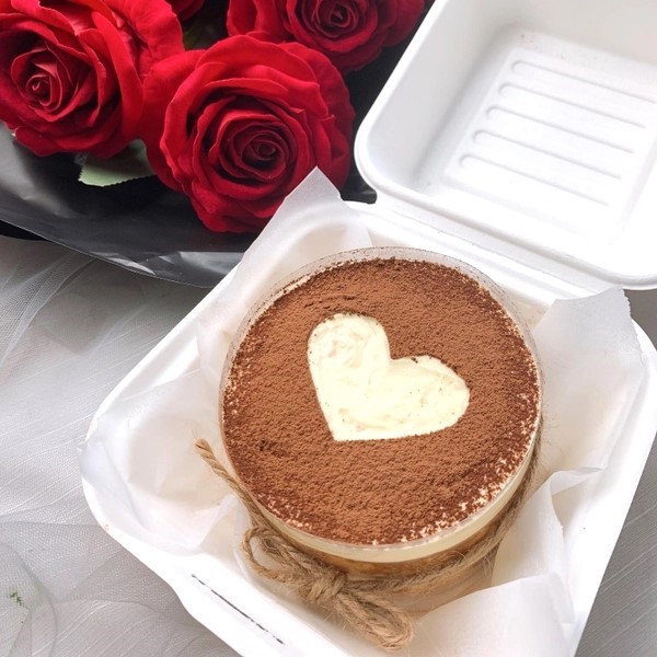 Bánh tiramisu socola trái tim tặng người yêu