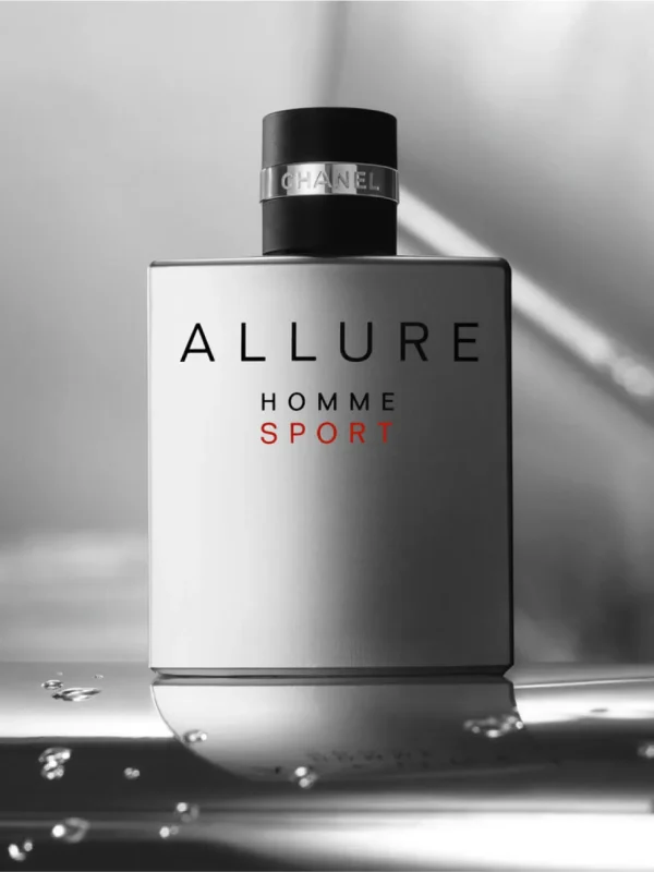 Hương thơm mạnh mẽ, đầy năng lượng từ nước hoa nam Chanel Allure Homme Sport EDT