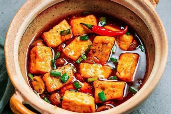 Đậu phụ kho nấm tươi ngon đậm đà