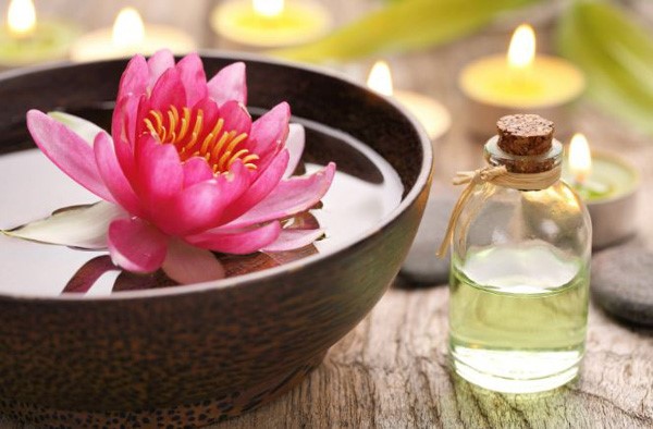 Cách chưng cất tinh dầu hoa sen
