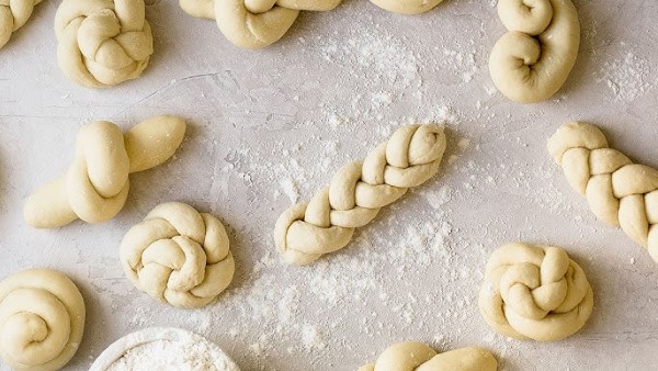 Tạo hình bánh mì hoa cúc