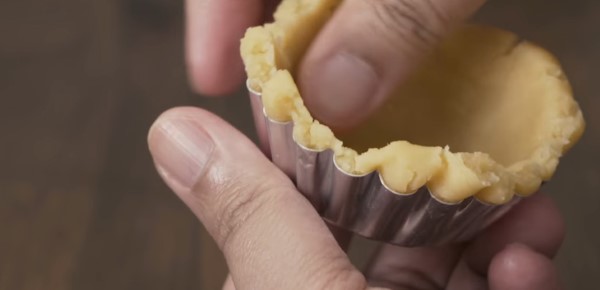 Hướng dẫn cách làm bánh tart trứng Hồng Kông ngon tại nhà