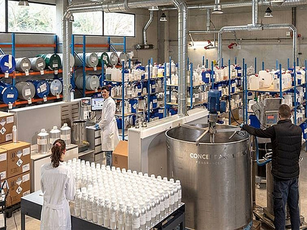 Các loại máy móc được ứng dụng trong quy trình sản xuất nước hoa