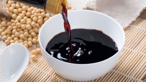 Nước tương là loại gia vị phổ biến