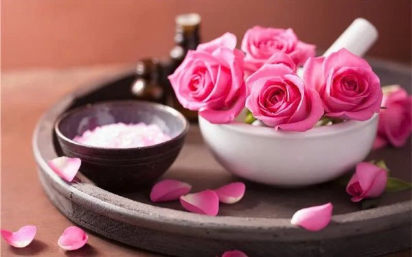 Lưu ý gì trong cách làm tinh dầu hoa hồng