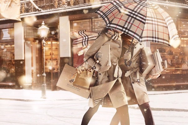 Burberry là một thương hiệu đến từ nước Anh
