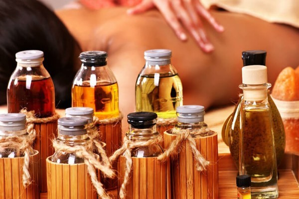 Sử dụng tinh dầu trong liệu pháp xoa bóp