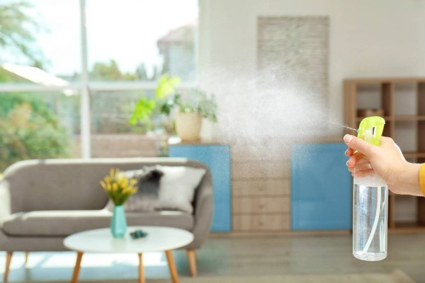 Dung Dịch Xịt Phòng Khử Mùi Tự Chế
