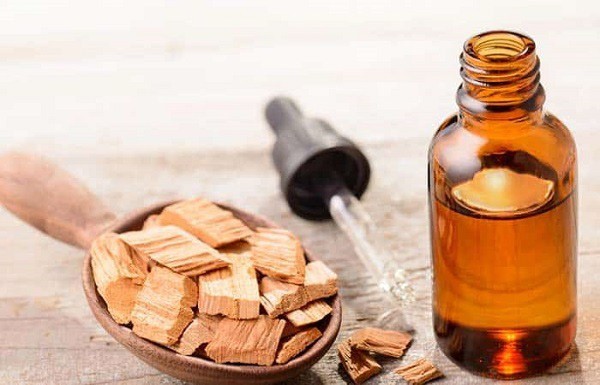 Hương gỗ đàn hương (Sandalwood) giúp tập trung tinh thần