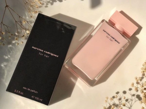 Nước hoa mùi phấn Narciso Rodriguez For Her EDP