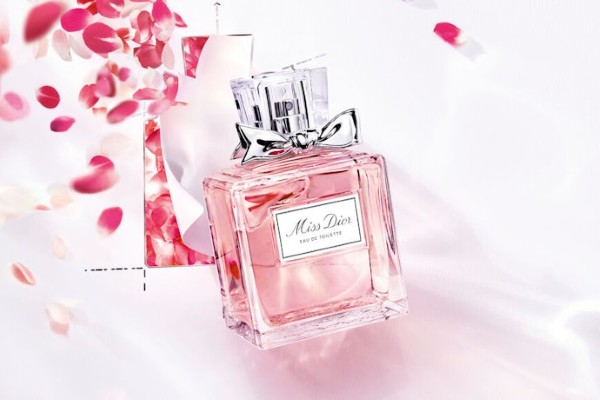 Dior nữ thơm nhất và bán chạy nhất hiện nay