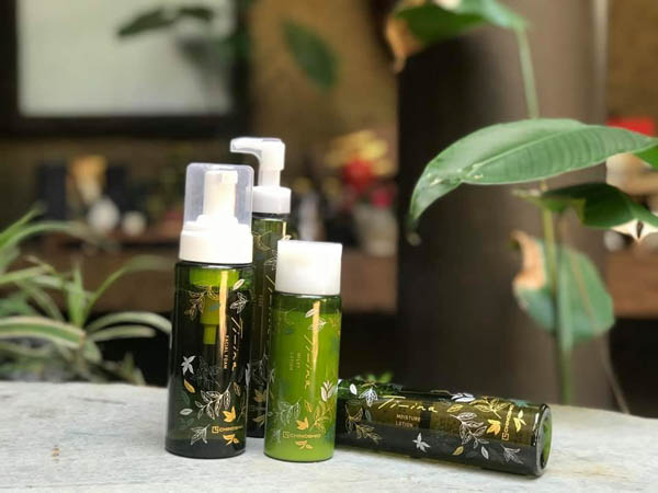 Nước hoa hồng trà xanh là gì?
