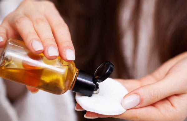 Cách sử dụng nước hoa hồng trà xanh hiệu quả