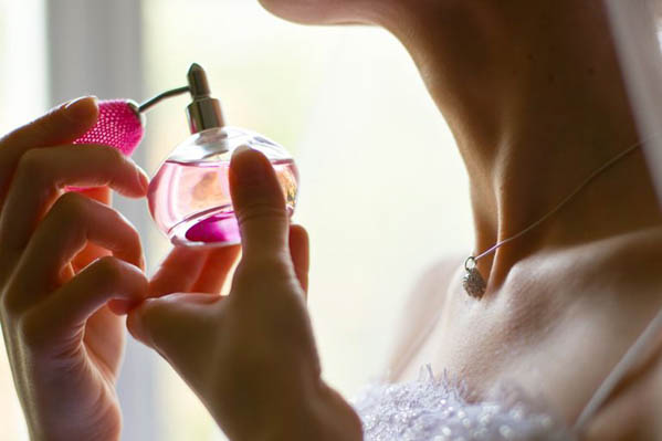 Hướng dẫn sử dụng nước hoa mùi ngọt hiệu quả