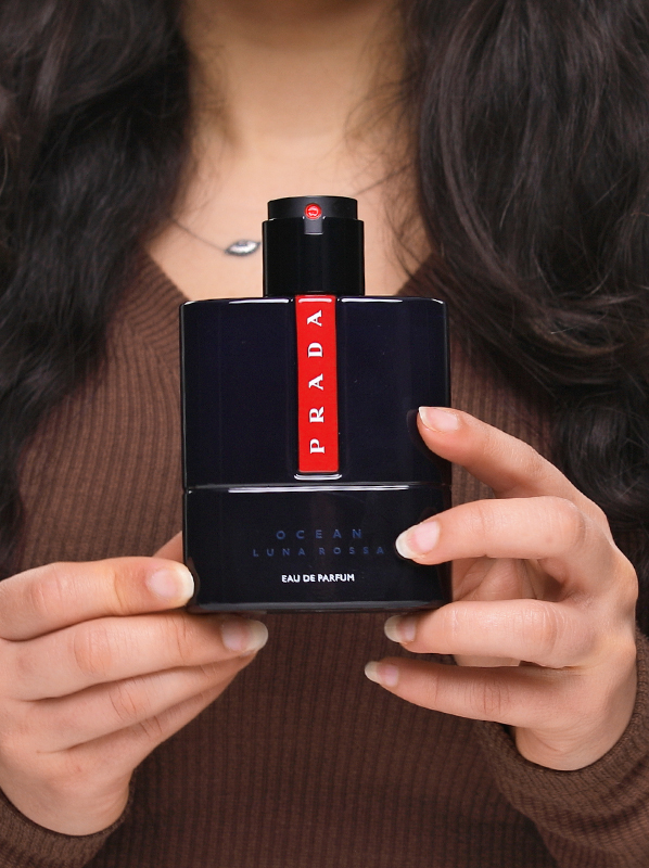 Prada Luna Rossa